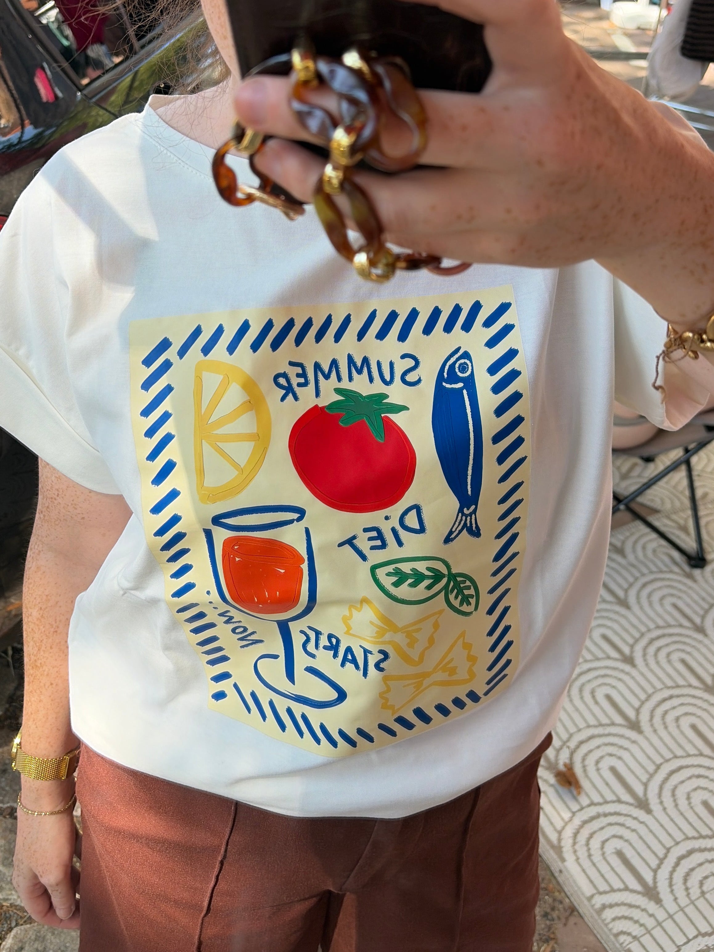 Wit shirt summer diet starts now