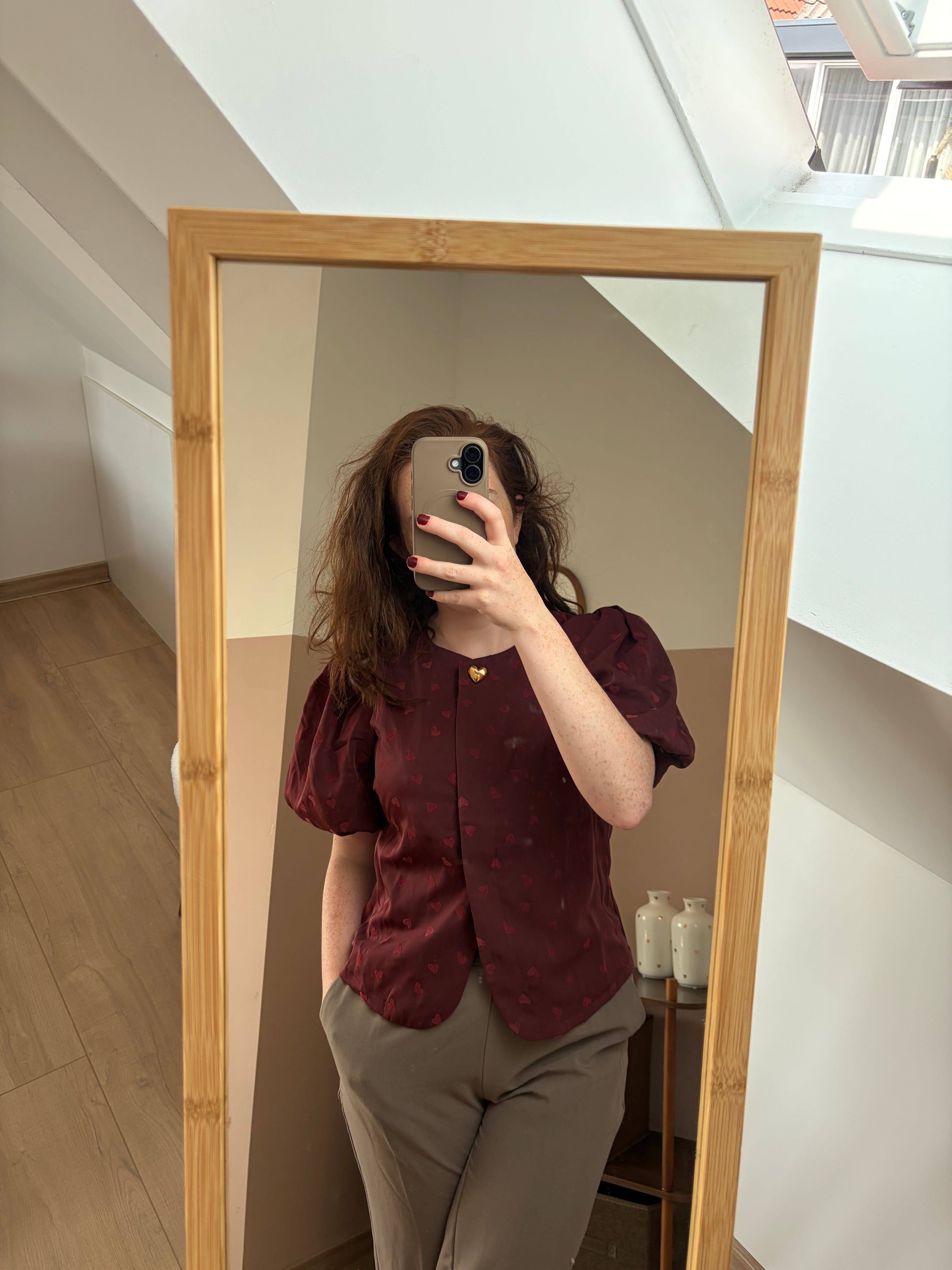 Blouse heart